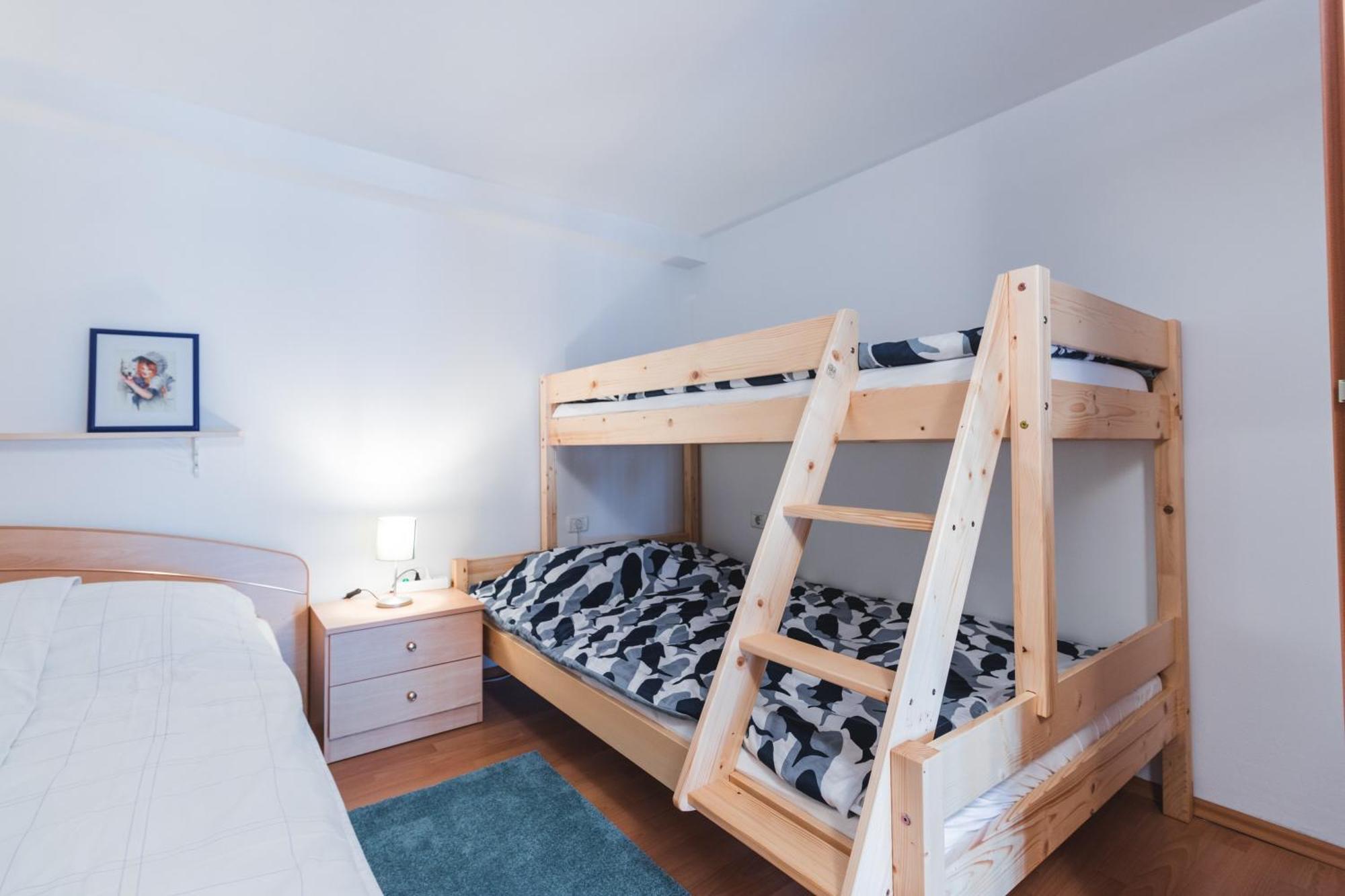 Apartments Pri Mari Piran Chambre photo