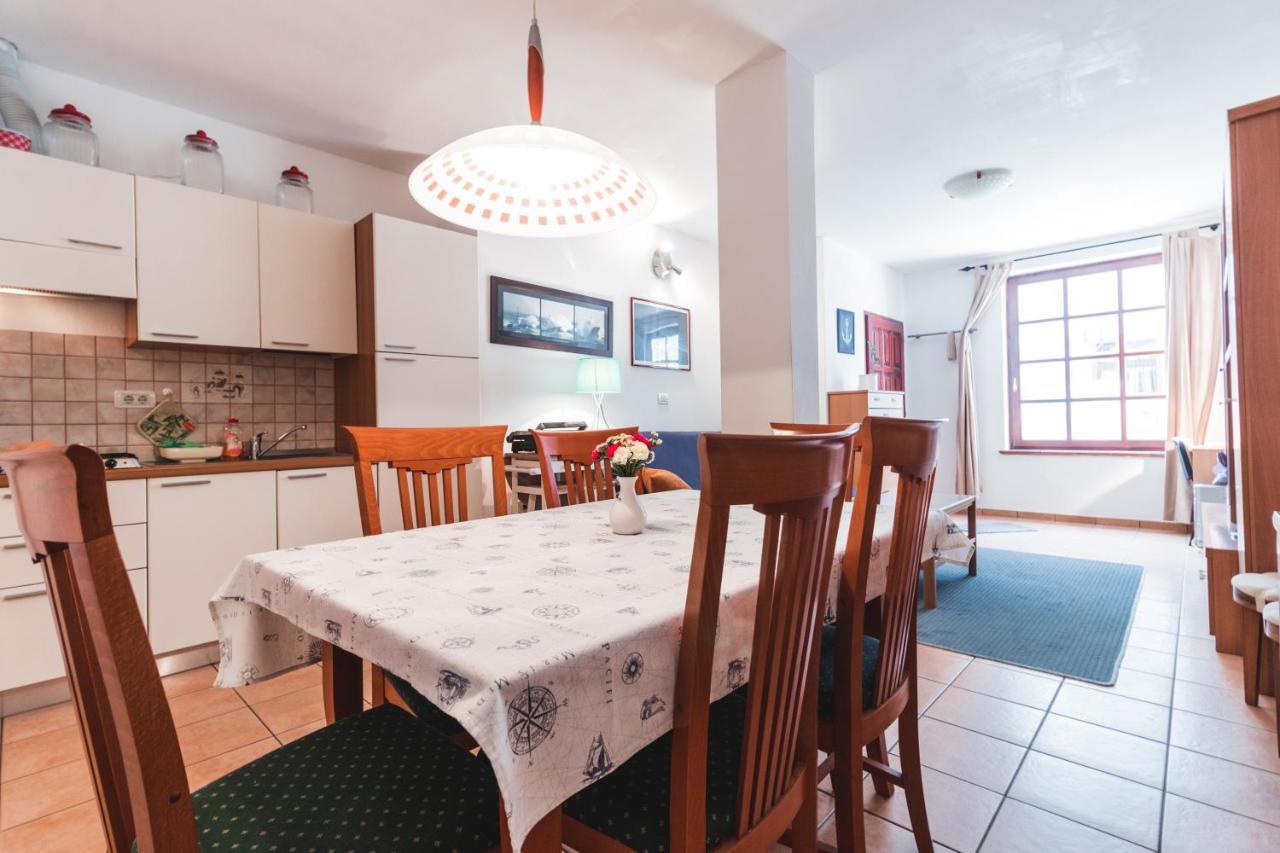 Apartments Pri Mari Piran Chambre photo